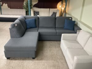 MADE IN CANADA 🇨🇦Sectional