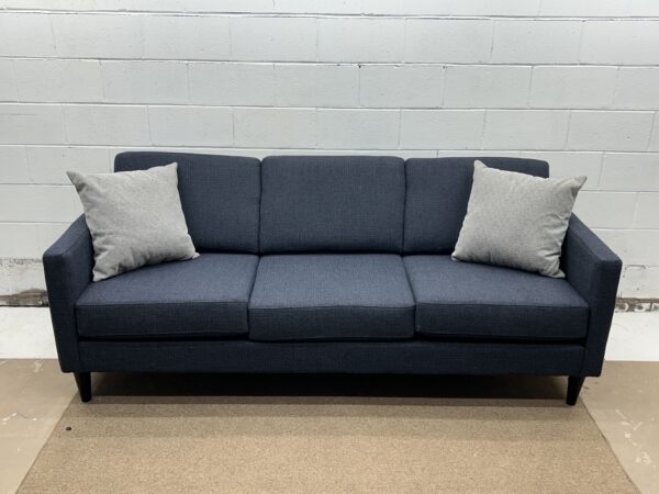 "Juliana" Sofa and Love 🇨🇦