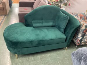 Green velvet Lounger MADE IN 🇨🇦
